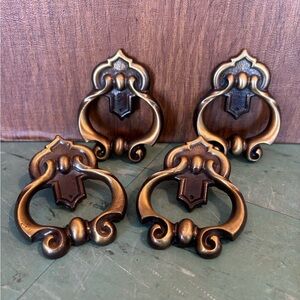 4 pc vintage Amerock brass/bronze carriage house drawer pulls